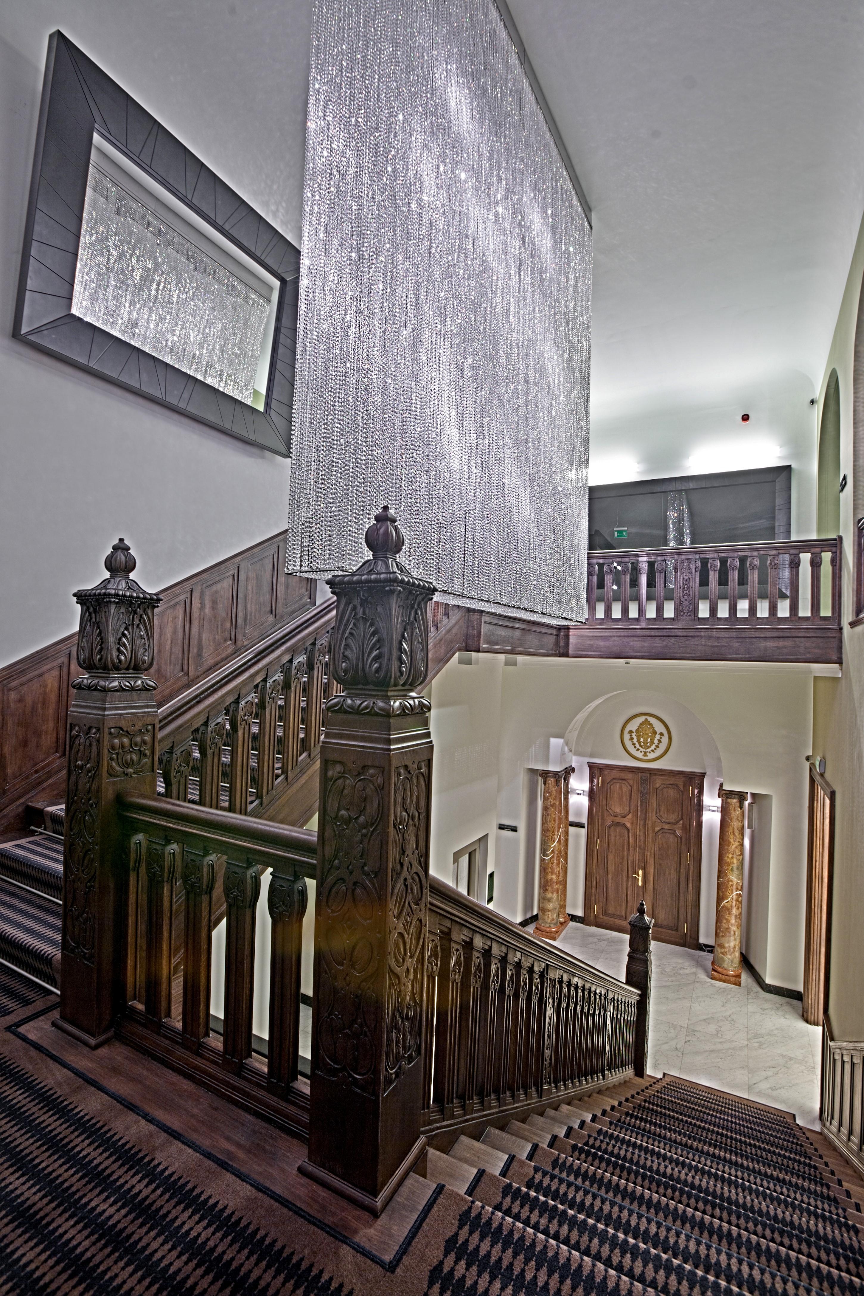 فندق بلاتينيوم بالاس فروتسواف المظهر الخارجي الصورة The staircase