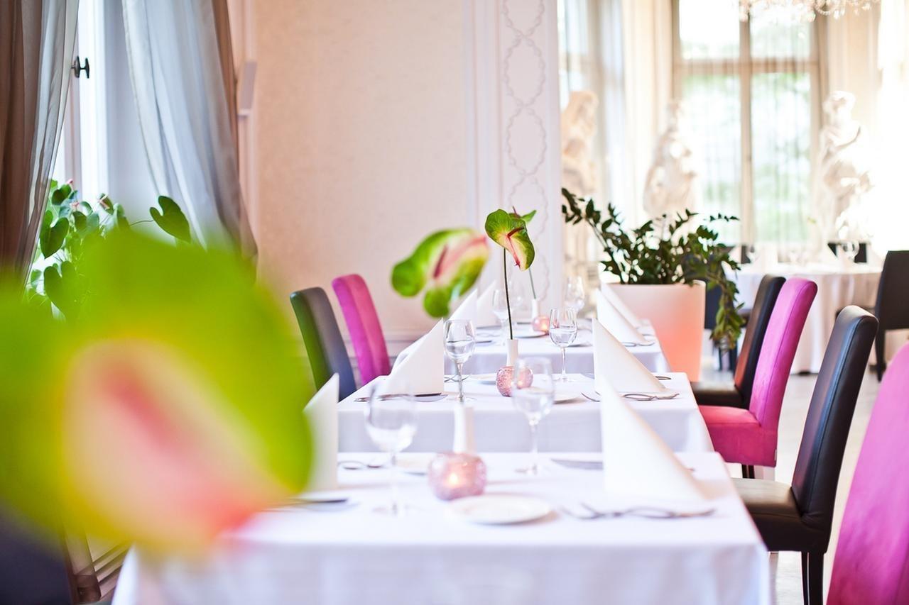 فندق بلاتينيوم بالاس فروتسواف المظهر الخارجي الصورة Restaurant